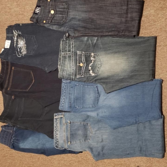 Designer jeans various styles - Picture 2 of 4